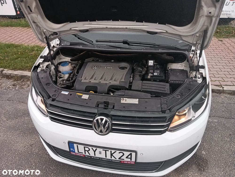 Volkswagen Touran 2.0 TDI DSG Highline - 11