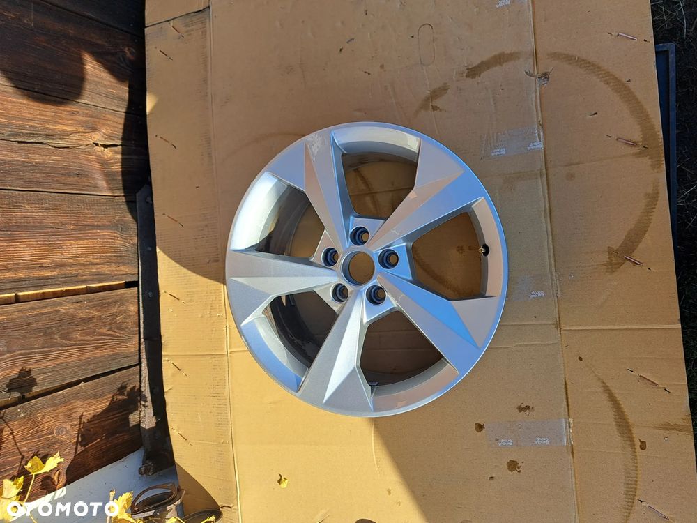 Felga aluminiowa Audi A3 S3 18 Cali 8Y0601025J 8Y0601025CP E-8.0Jx18H2-N ET 46 1x Alufelge Felge Wheel Audi A3 S3 - 1