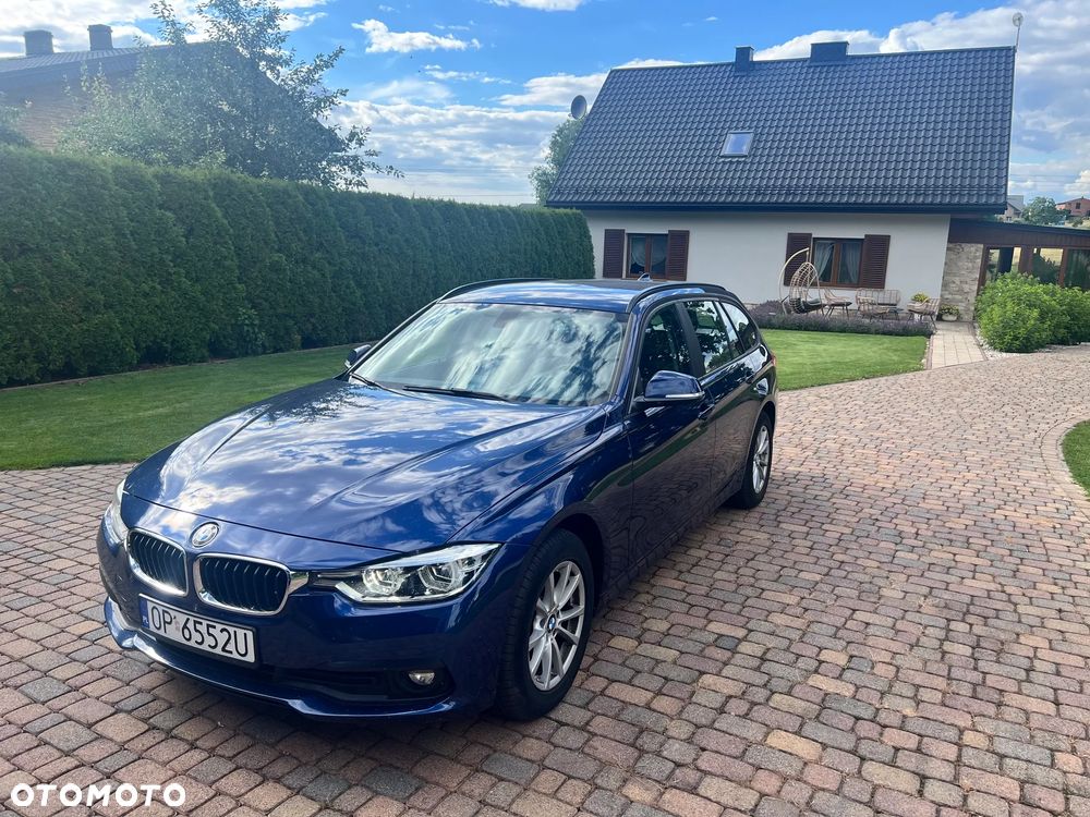 BMW Seria 3 320d xDrive - 2