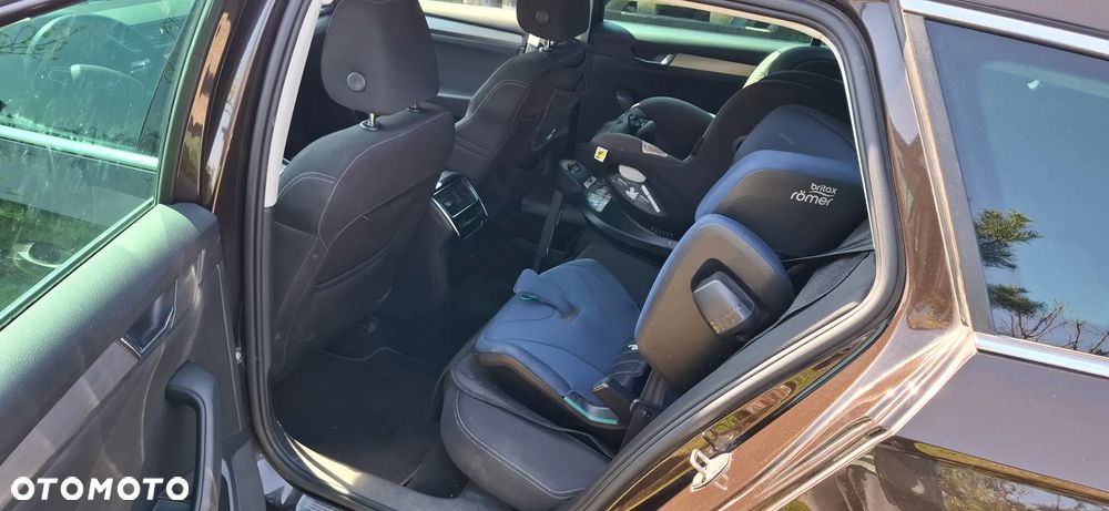 Skoda Superb 2.0 TDI Style - 10