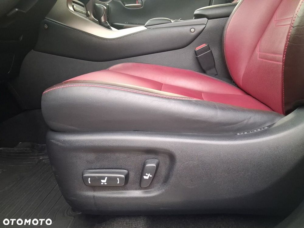 Lexus NX 300h Comfort AWD - 10