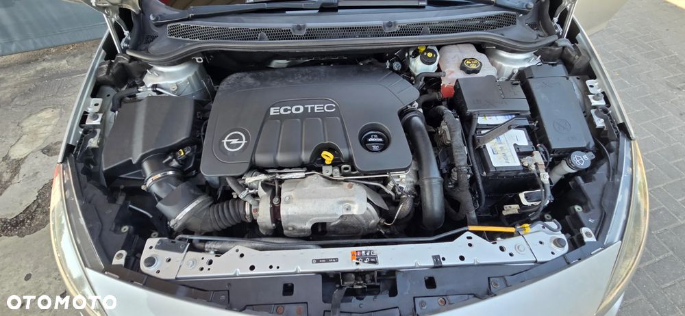 Opel Astra 1.6 CDTI Sport - 37