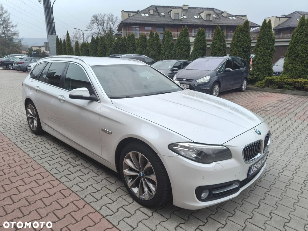 BMW Seria 5 520d xDrive - 4
