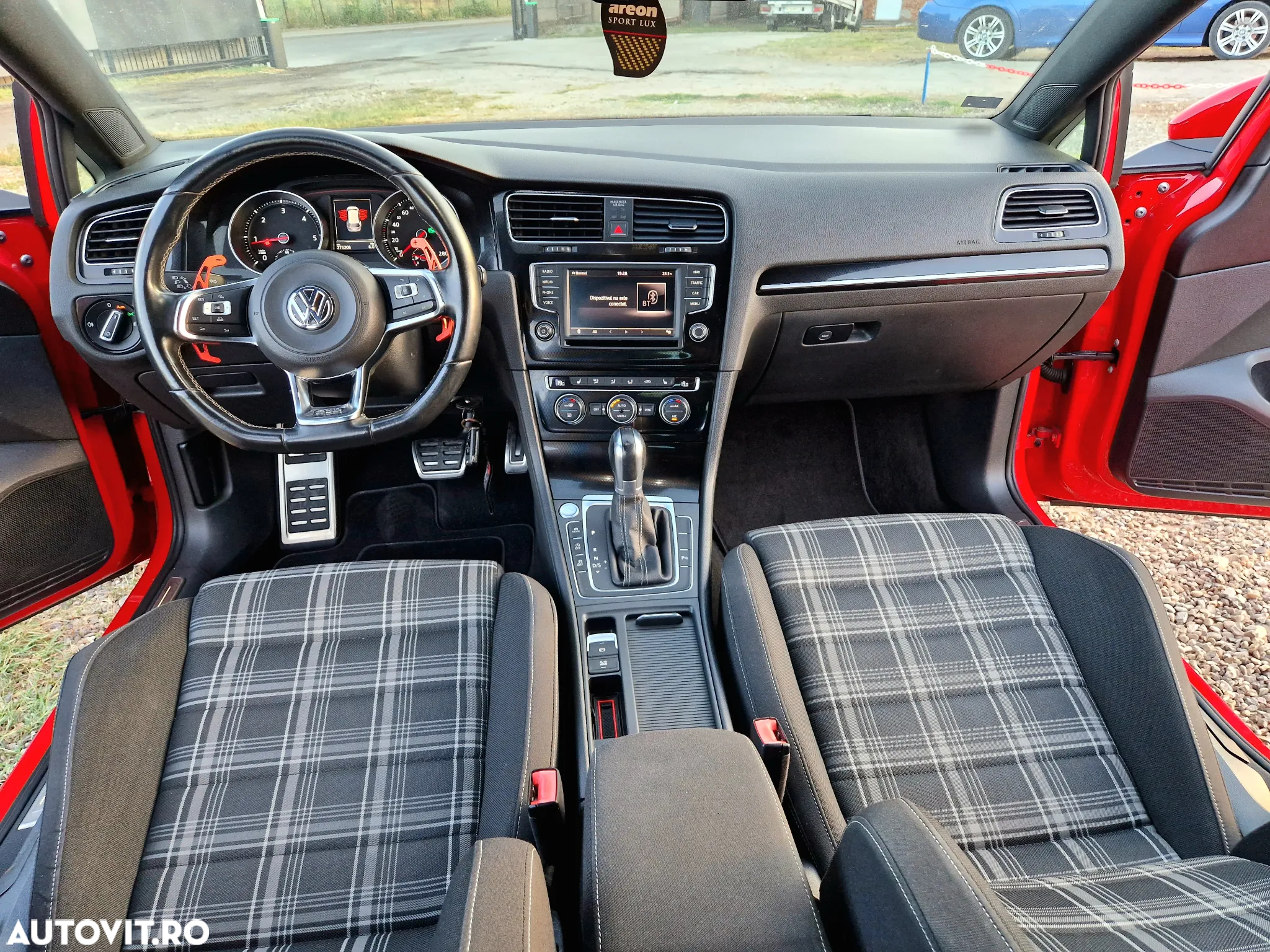 Volkswagen Golf 2.0 TDI DSG GTD - 20