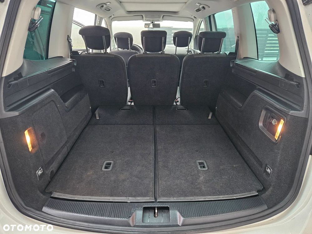 Volkswagen Sharan 2.0 TDI DPF Comfortline - 11