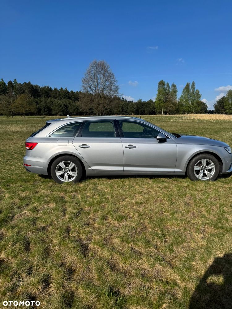 Audi A4 Avant 2.0 TDI DPF clean diesel Ambiente - 28