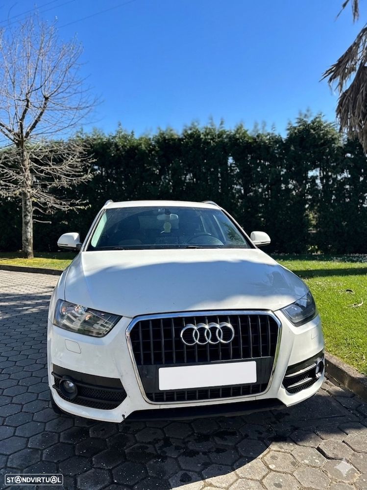 Audi Q3 2.0 TDI - 1