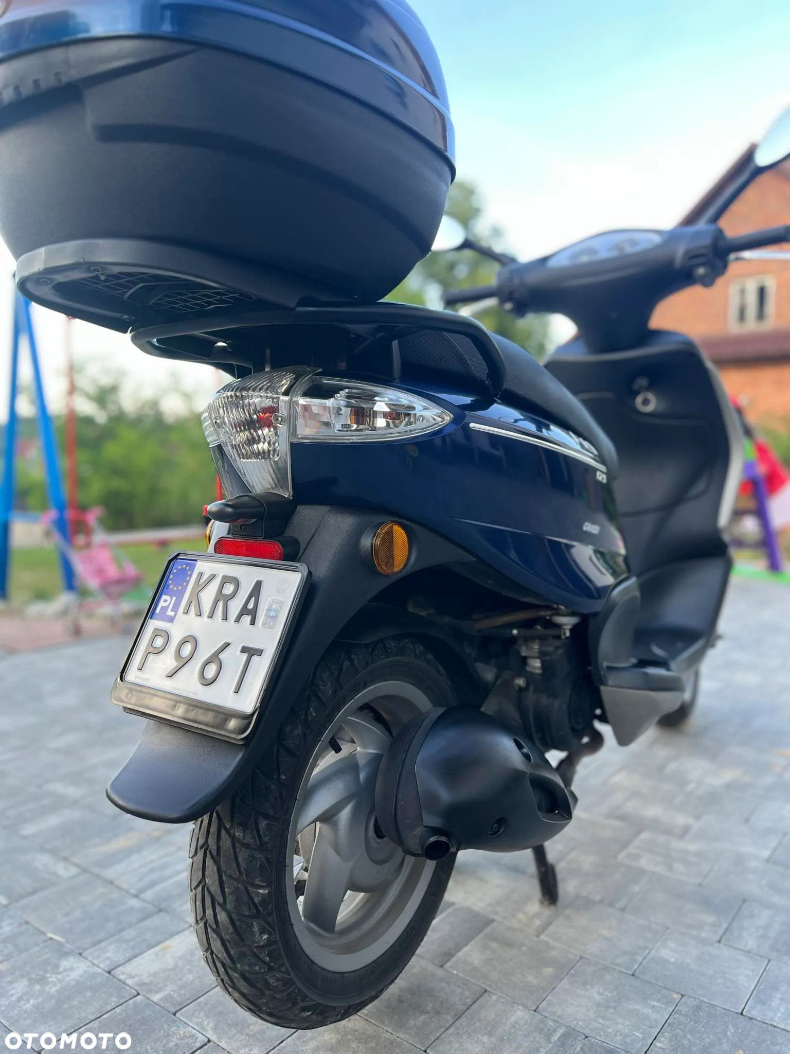 Piaggio FLY - 4