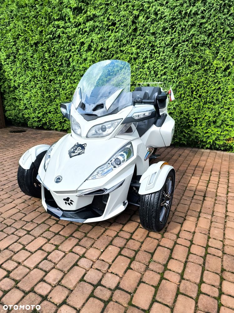 Can-Am Spyder - 1