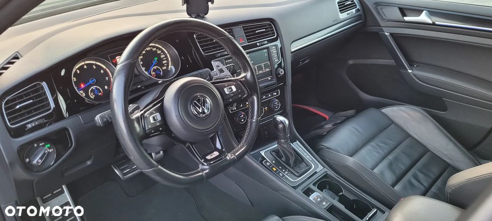 Volkswagen Golf - 7