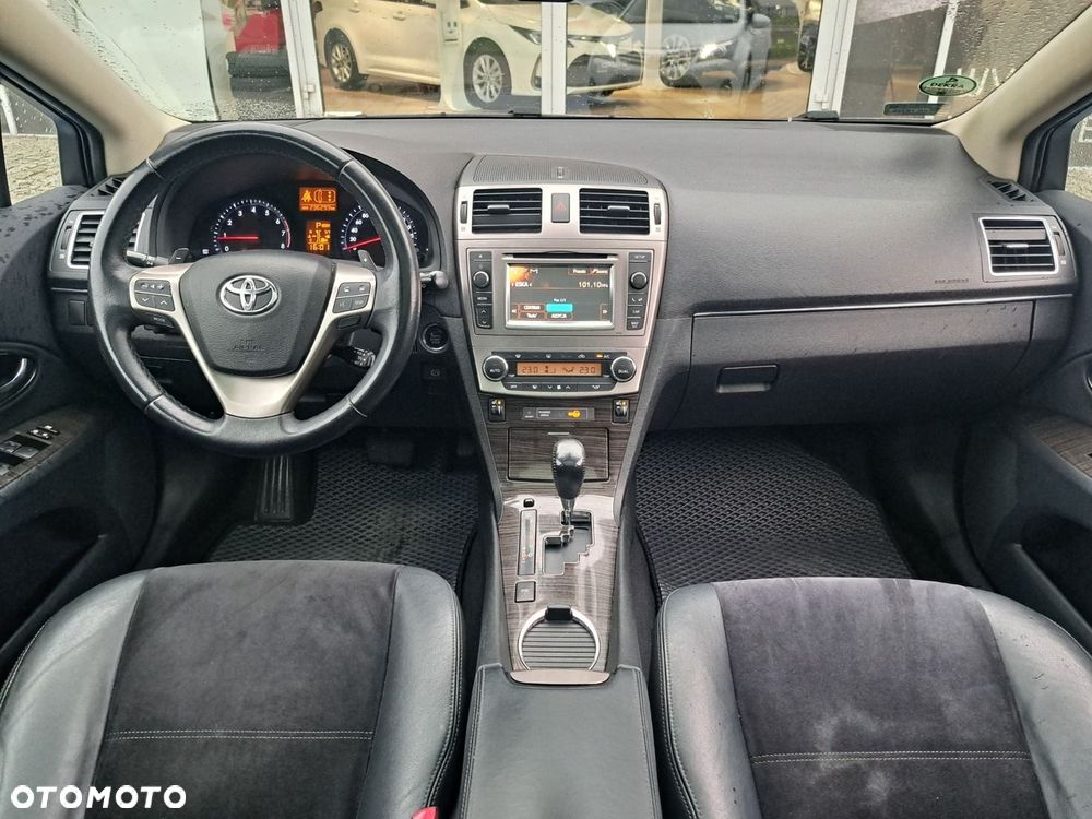 Toyota Avensis 2.0 Premium MS - 8