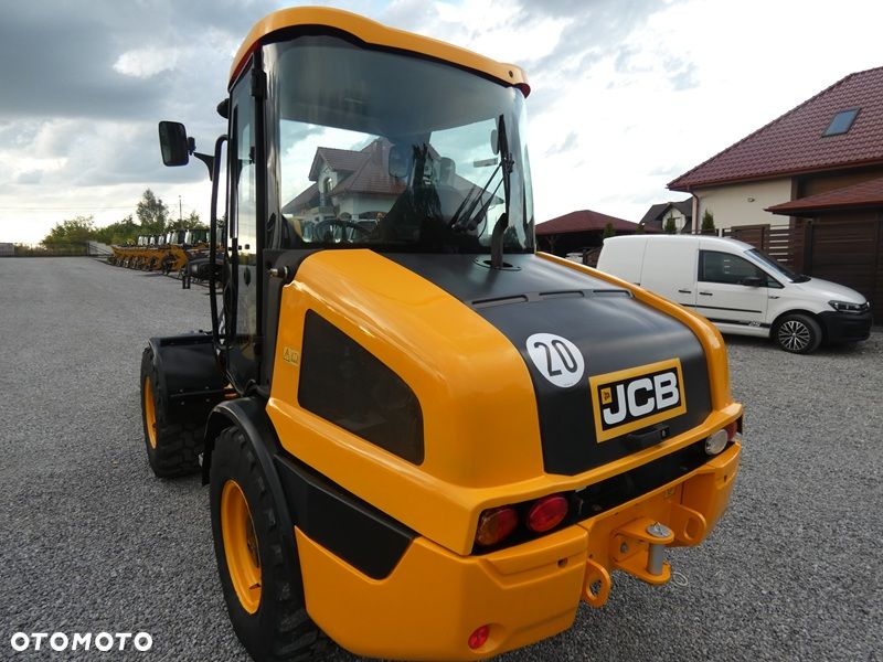 JCB 406 z Niemiec / Tylko 2803mtg / Bez DPF / Ładny Stan / - 19