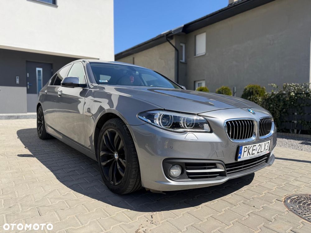 BMW Seria 5 520d xDrive Luxury Line - 1