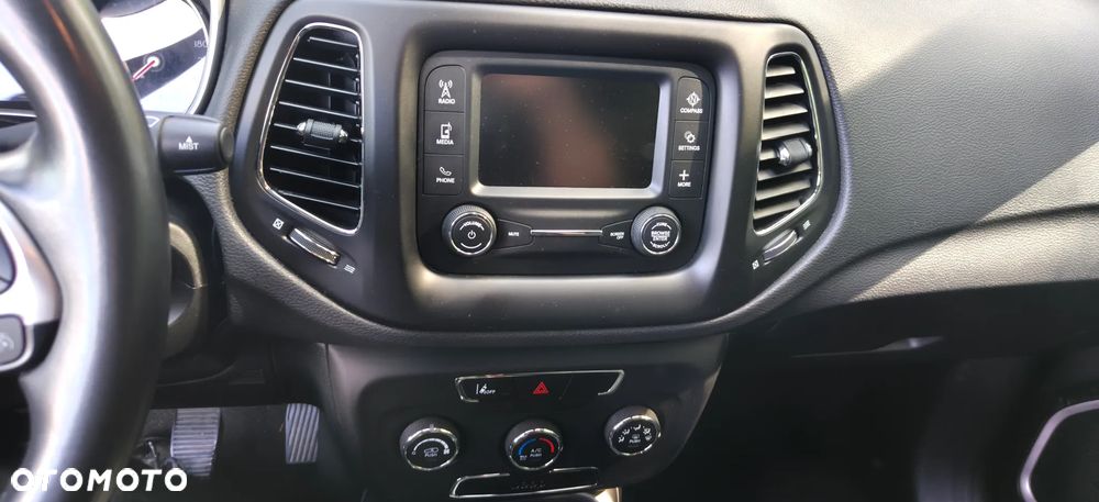 Jeep Compass 1.4 MultiAir Sport - 15