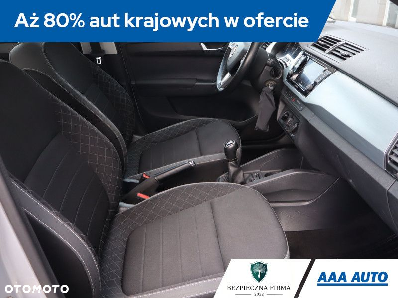 Skoda Fabia - 10