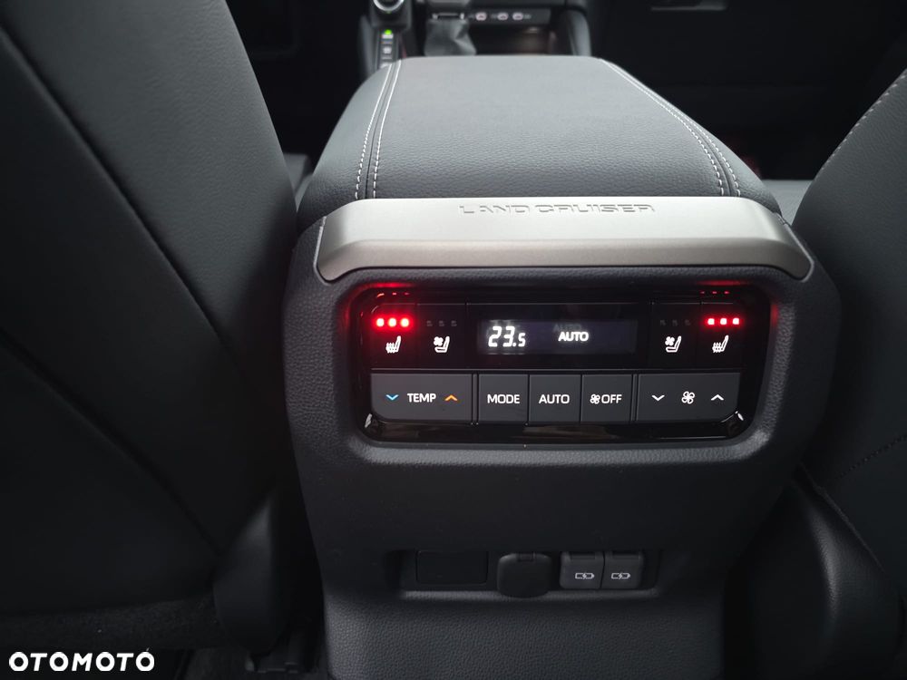 Toyota Land Cruiser LC 2.8 D-4D Executive - 13