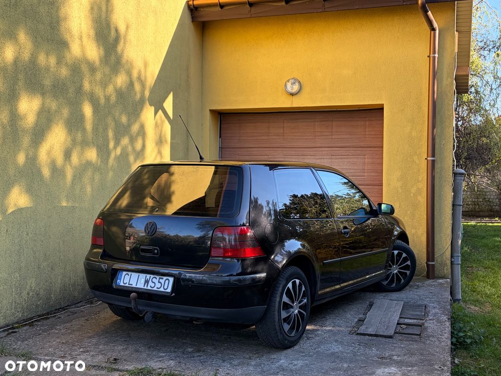 Volkswagen Golf - 4