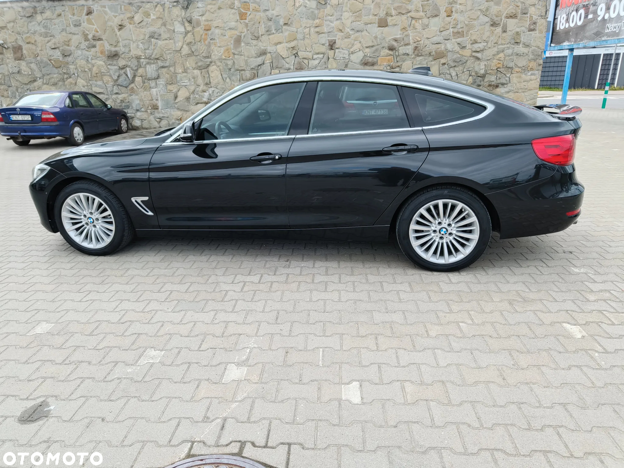 BMW Seria 3 328i Touring xDrive Sport-Aut - 7
