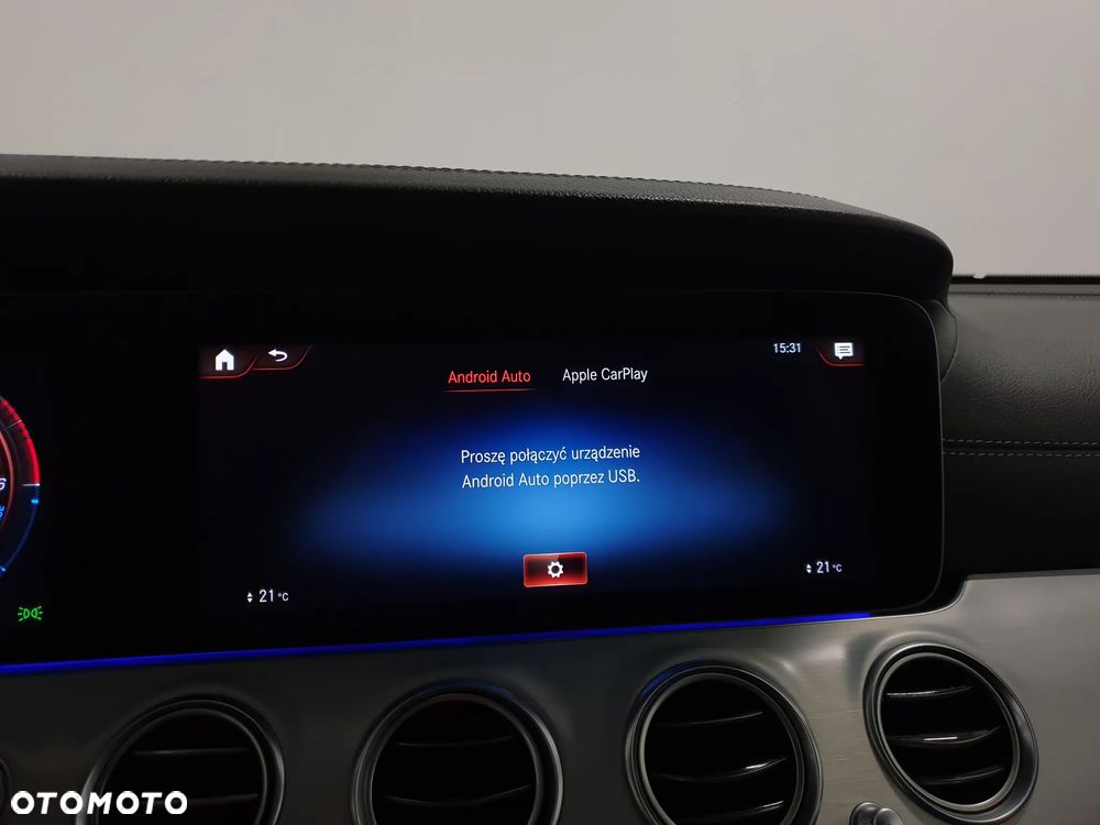 Mercedes-Benz Klasa E 300 de 4Matic 9G-TRONIC AMG Line - 17