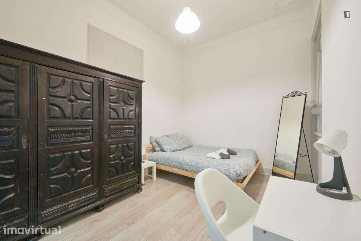 Quarto - localizado em Arroios Lisbon - Grande imagem: 3/60