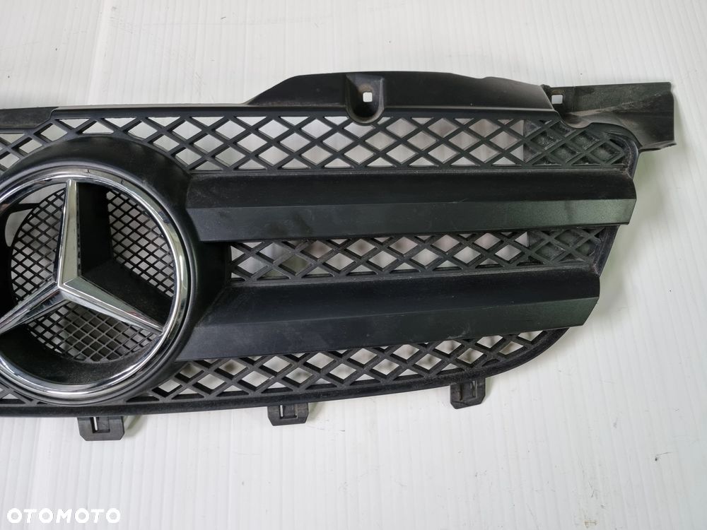 ATRAPA GRILL SPRINTER 906 06-14r. - 3