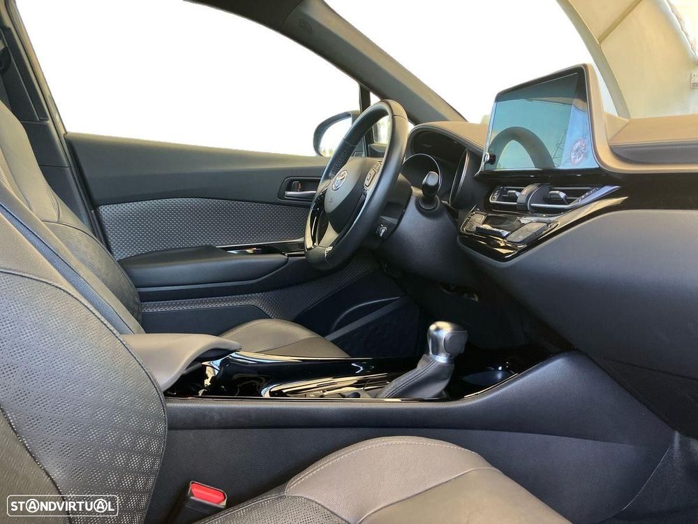 Toyota C-HR - 6
