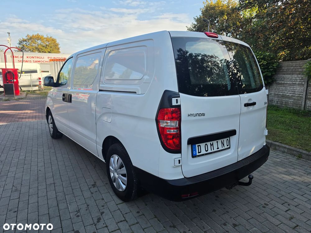 Hyundai H1 Starex Grand Starex - 10