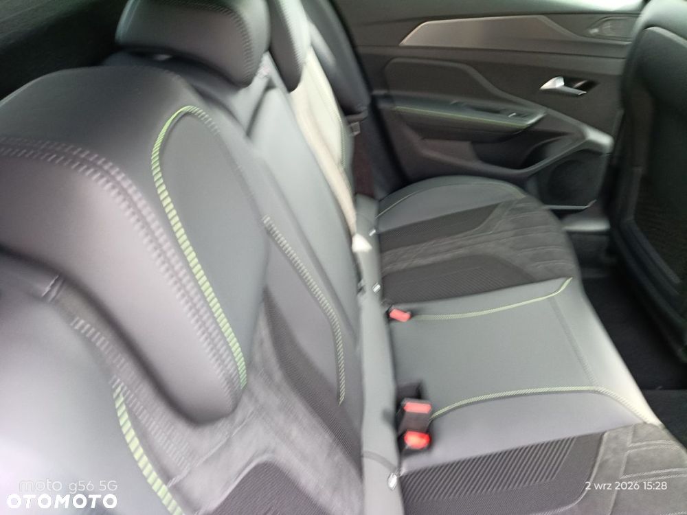 Peugeot 408 - 17