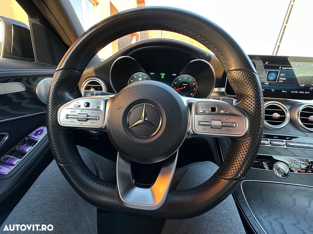 Mercedes-Benz C 200 4Matic 9G-TRONIC AMG Line - 10