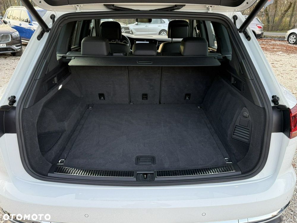 Volkswagen Touareg 3.0 V6 TDI SCR 4Mot Elegance - 18