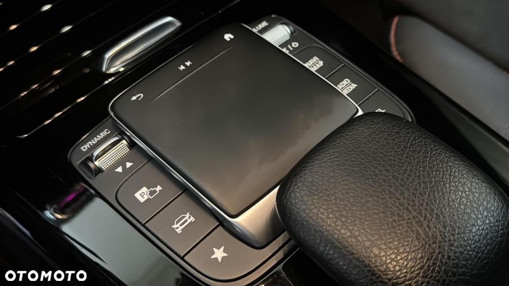 Mercedes-Benz CLA 200 d AMG Line 8G-DCT - 22