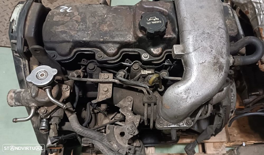 MOTOR TOYOTA HIACE / HILUX 2.4D 2L (TAMPA PRETA) - 1