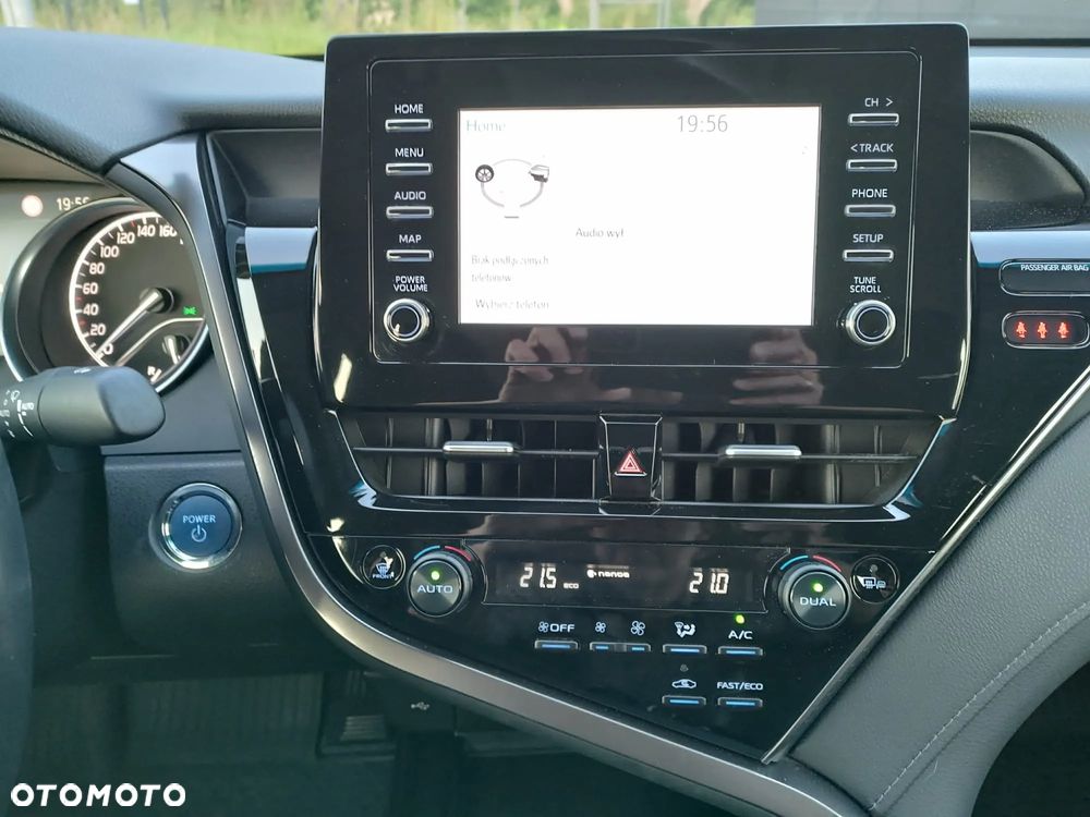 Toyota Camry 2.5 Hybrid Comfort CVT - 17