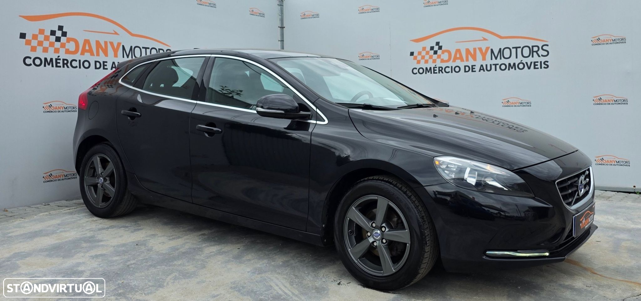 Volvo V40 1.6 D2 Momentum - 2