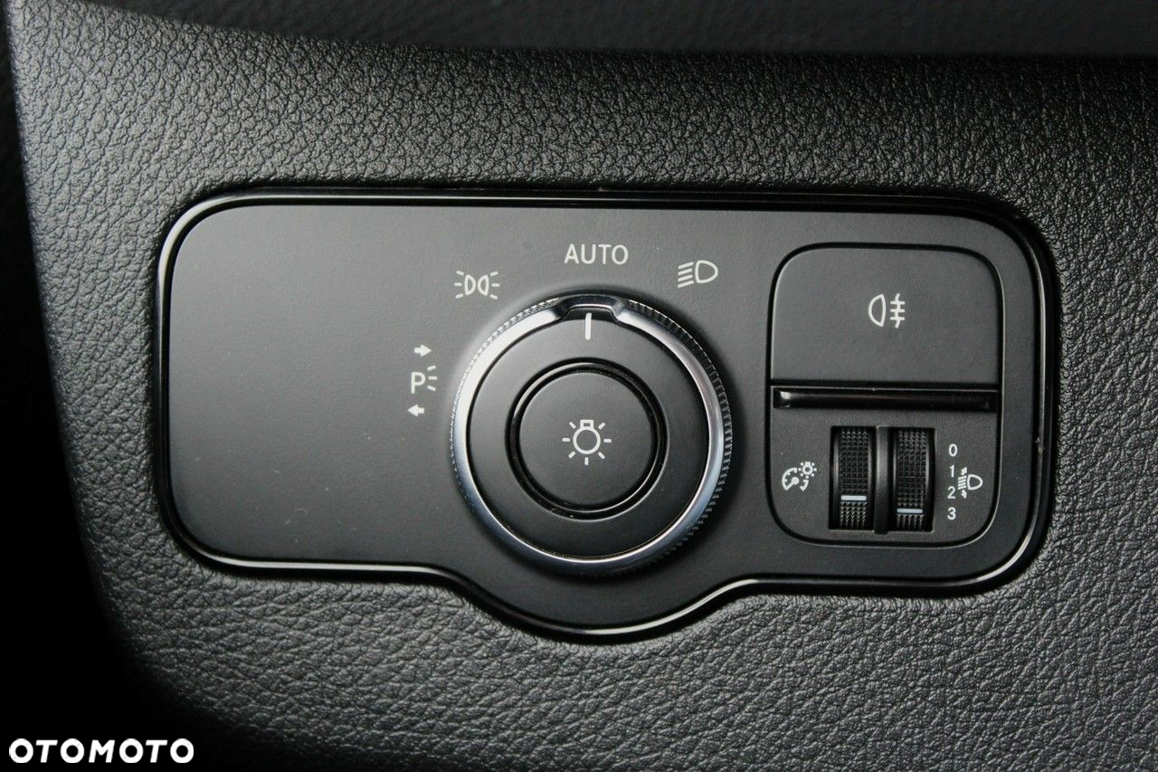 Mercedes-Benz Sprinter - 21