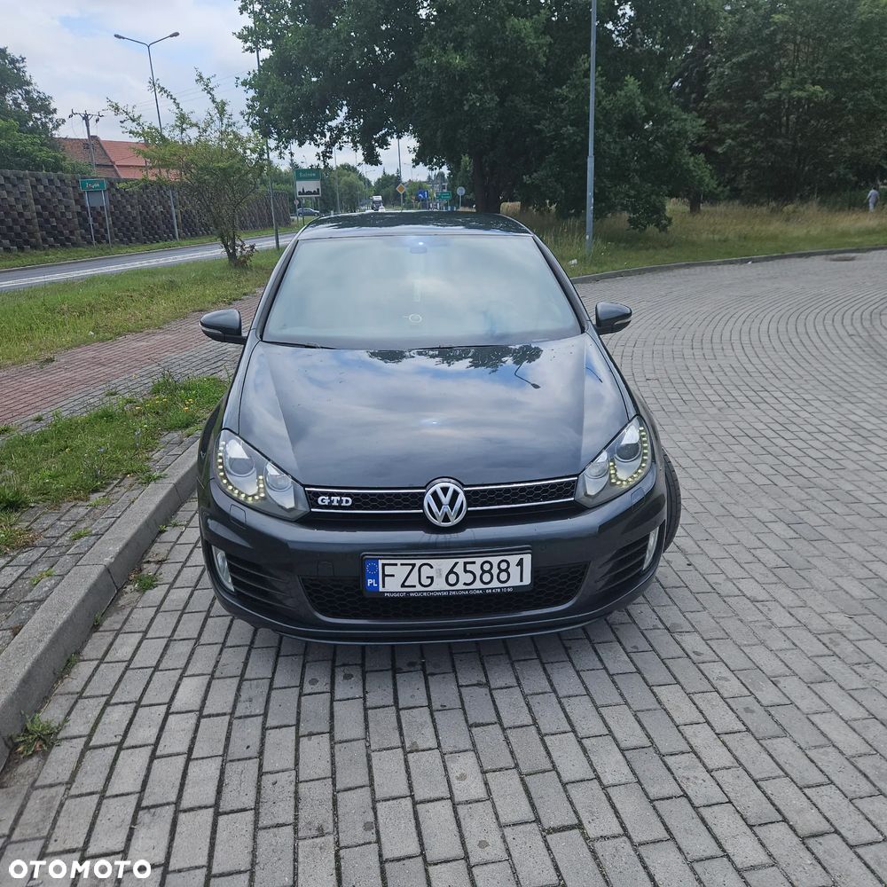 Volkswagen Golf - 3