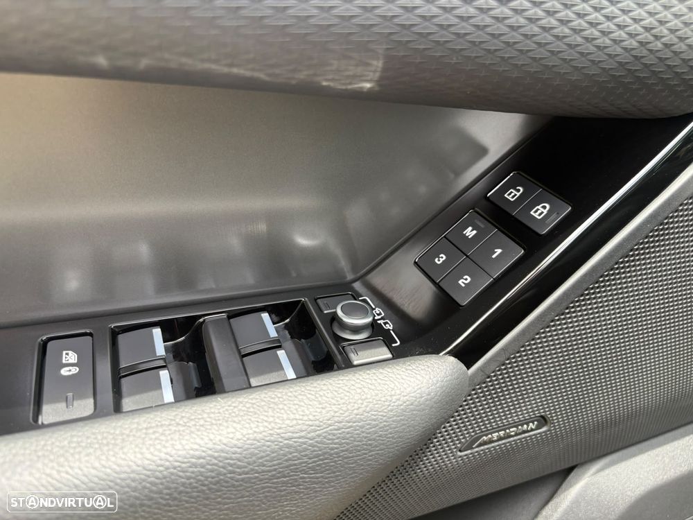 Land Rover Range Rover Velar - 26