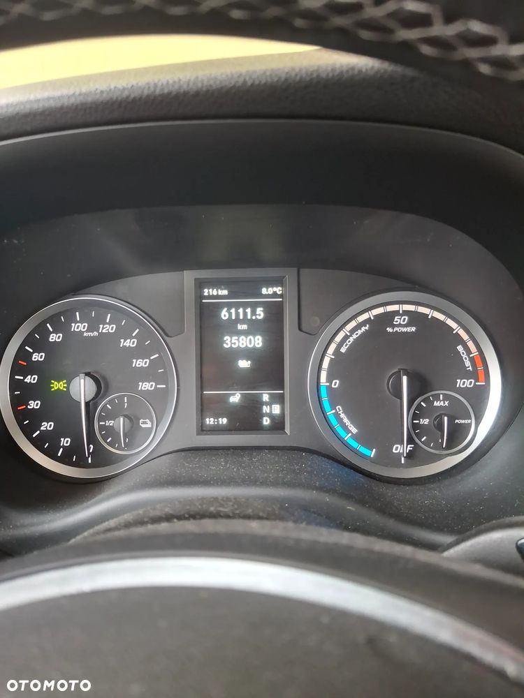 Mercedes-Benz evito - 7