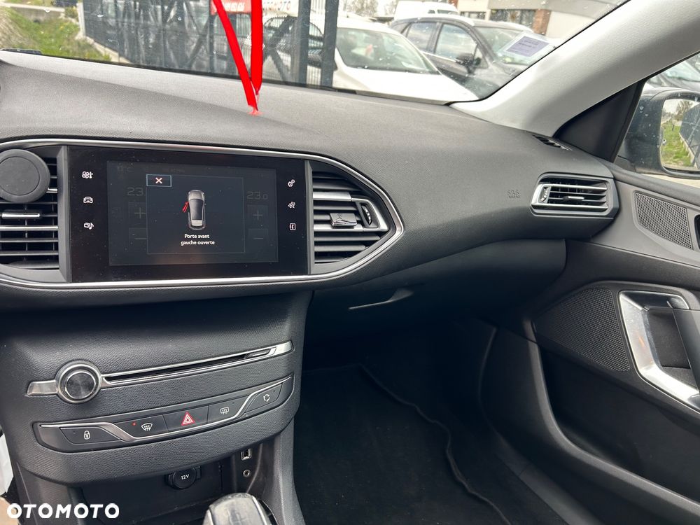 Peugeot 308 - 22