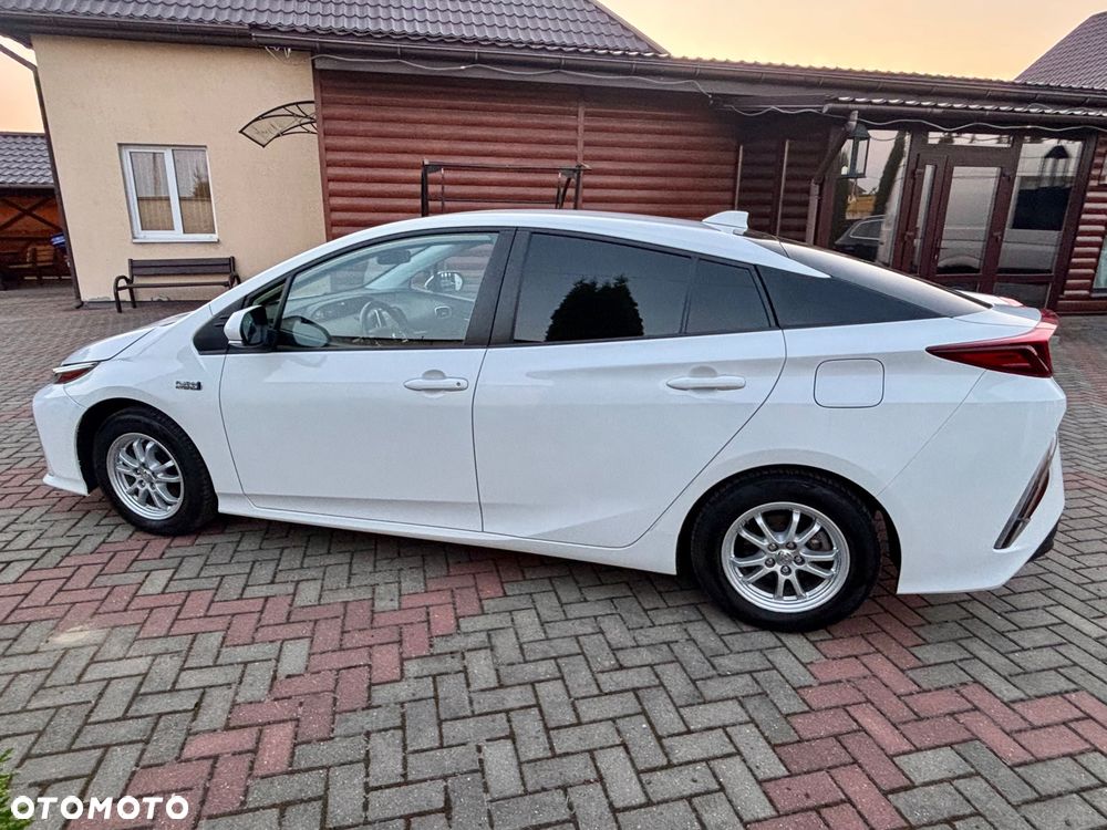 Toyota Prius 1.8 Hybrid Executive - 3