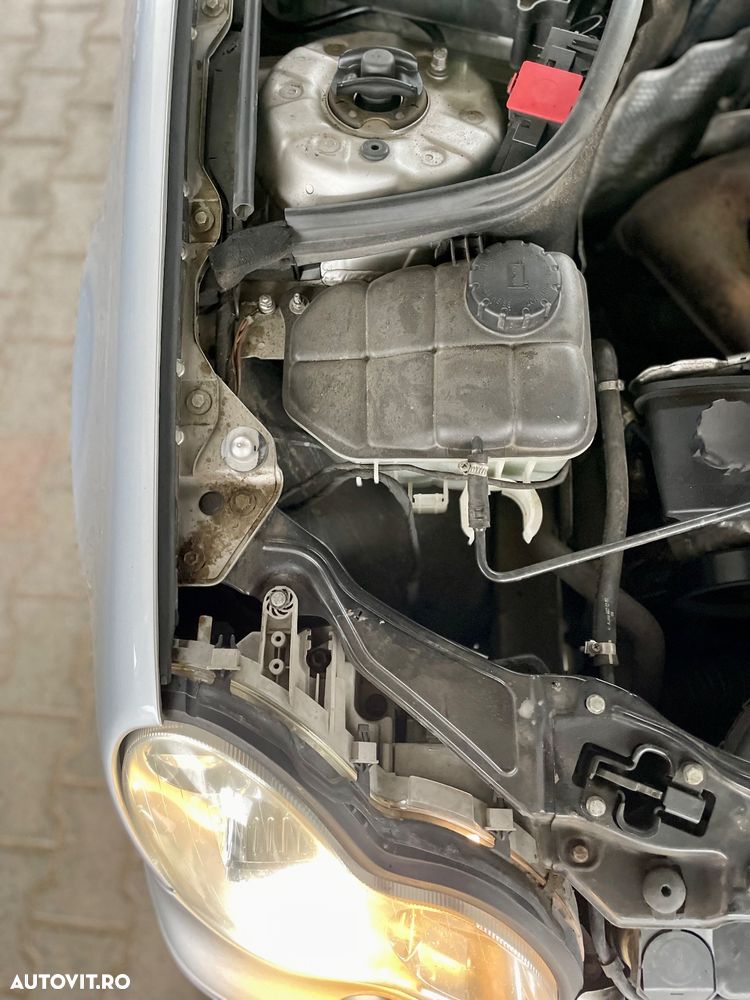 Mercedes-Benz C - 14