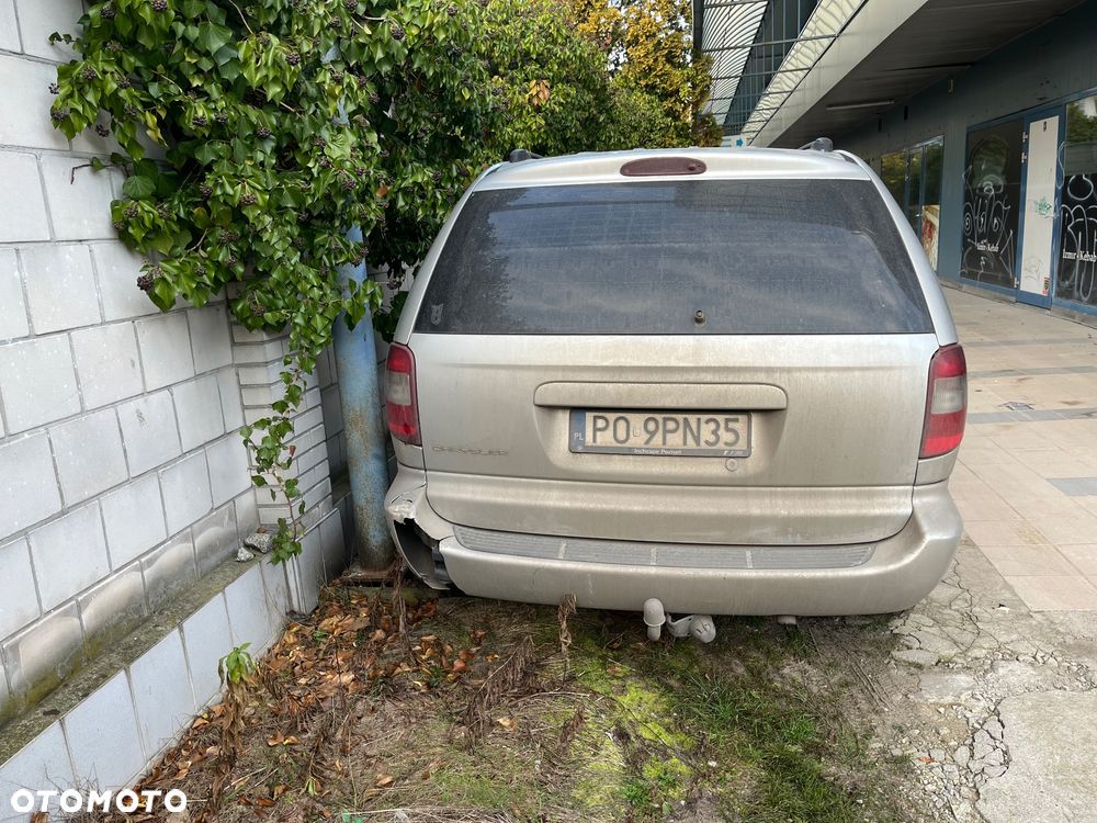 Chrysler Voyager 2.5 CRD SE - 3