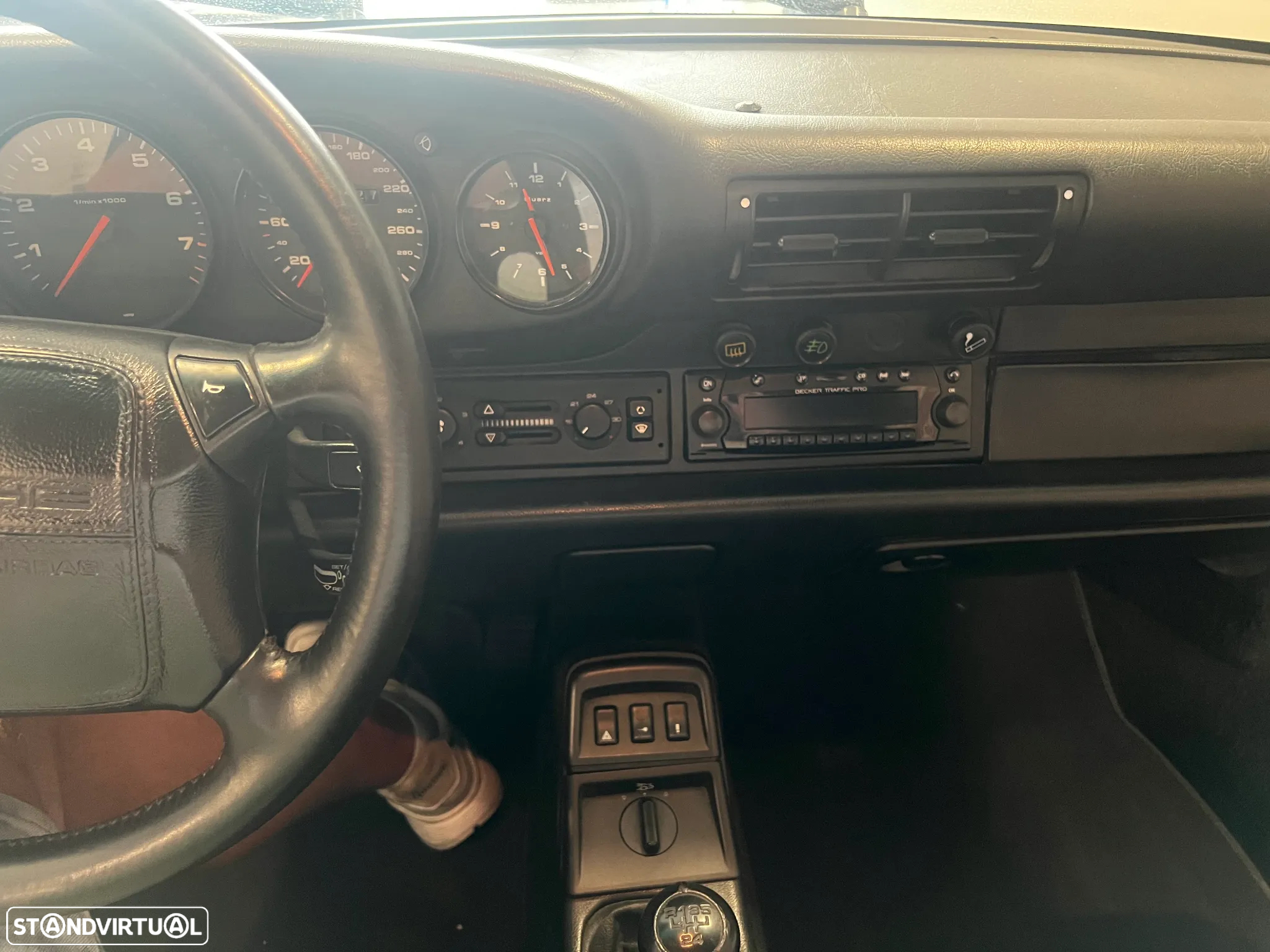 Porsche 911 (964) Cabriolet 3.6 Carrera 2 - 19