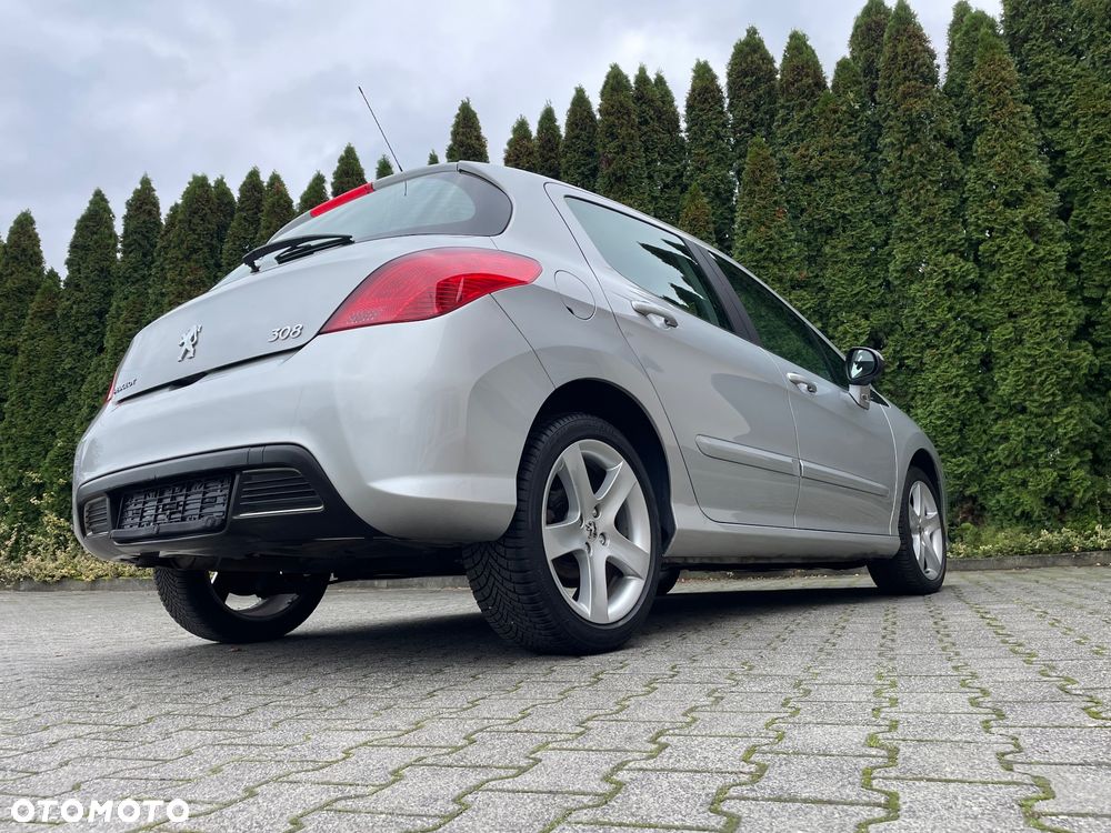 Peugeot 308 - 16