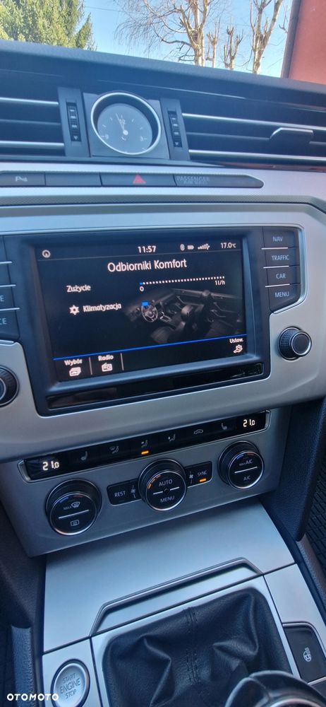 Volkswagen Passat 1.6 TDI (BlueMotion Technology) Comfortline - 9