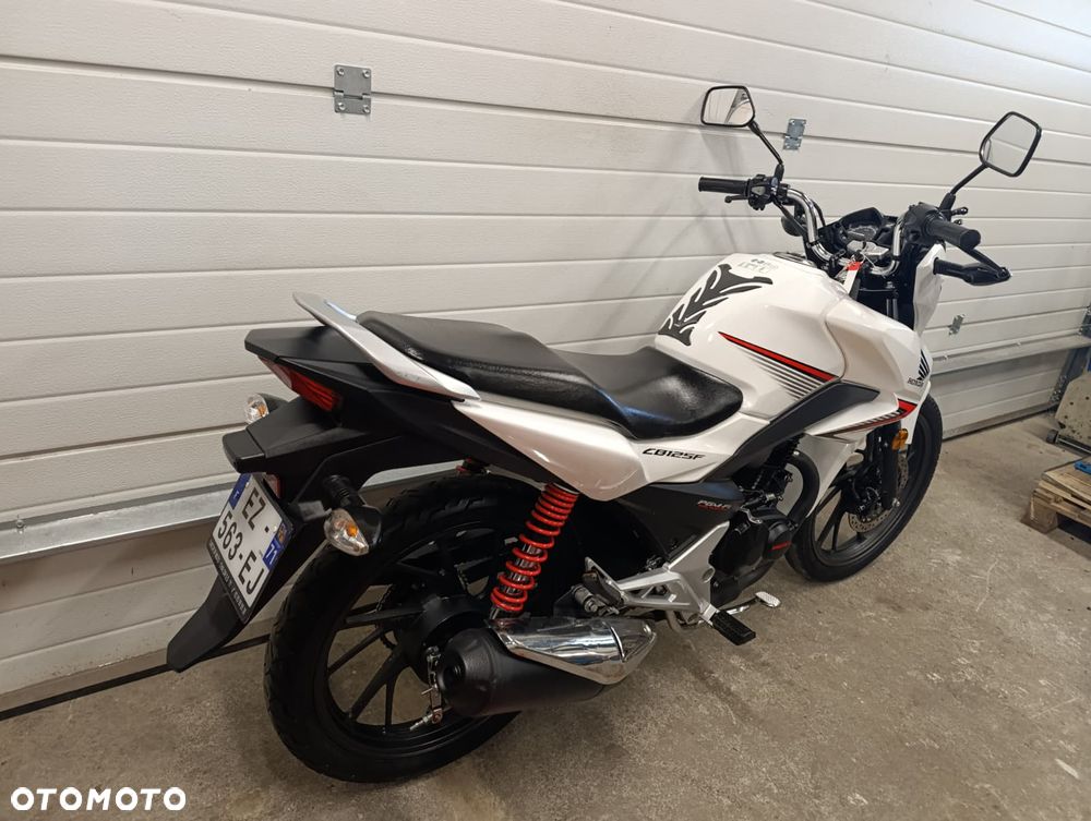 Honda CB - 3