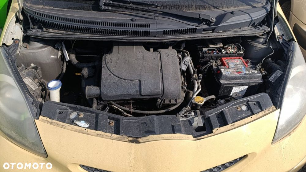35923 Toyota Aygo 2008 rok model od 05-08 przedlift silnik 1.0 1KR-FE lakier 211 - 9