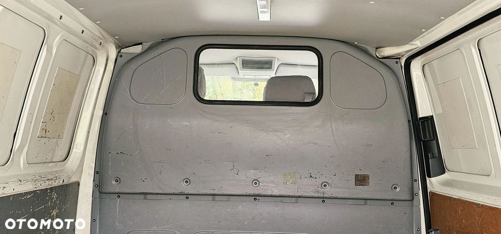 Volkswagen Transporter - 17