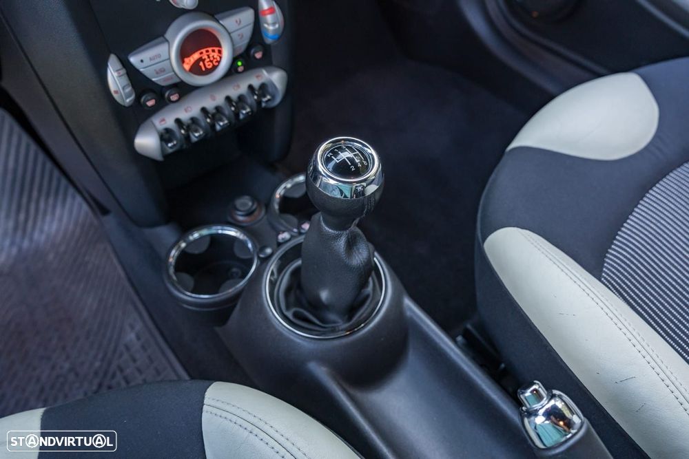 MINI 3 Portas Cooper D - 42