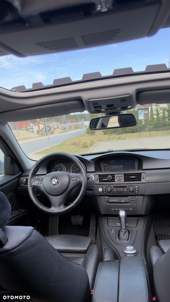 BMW Seria 3 325i - 30